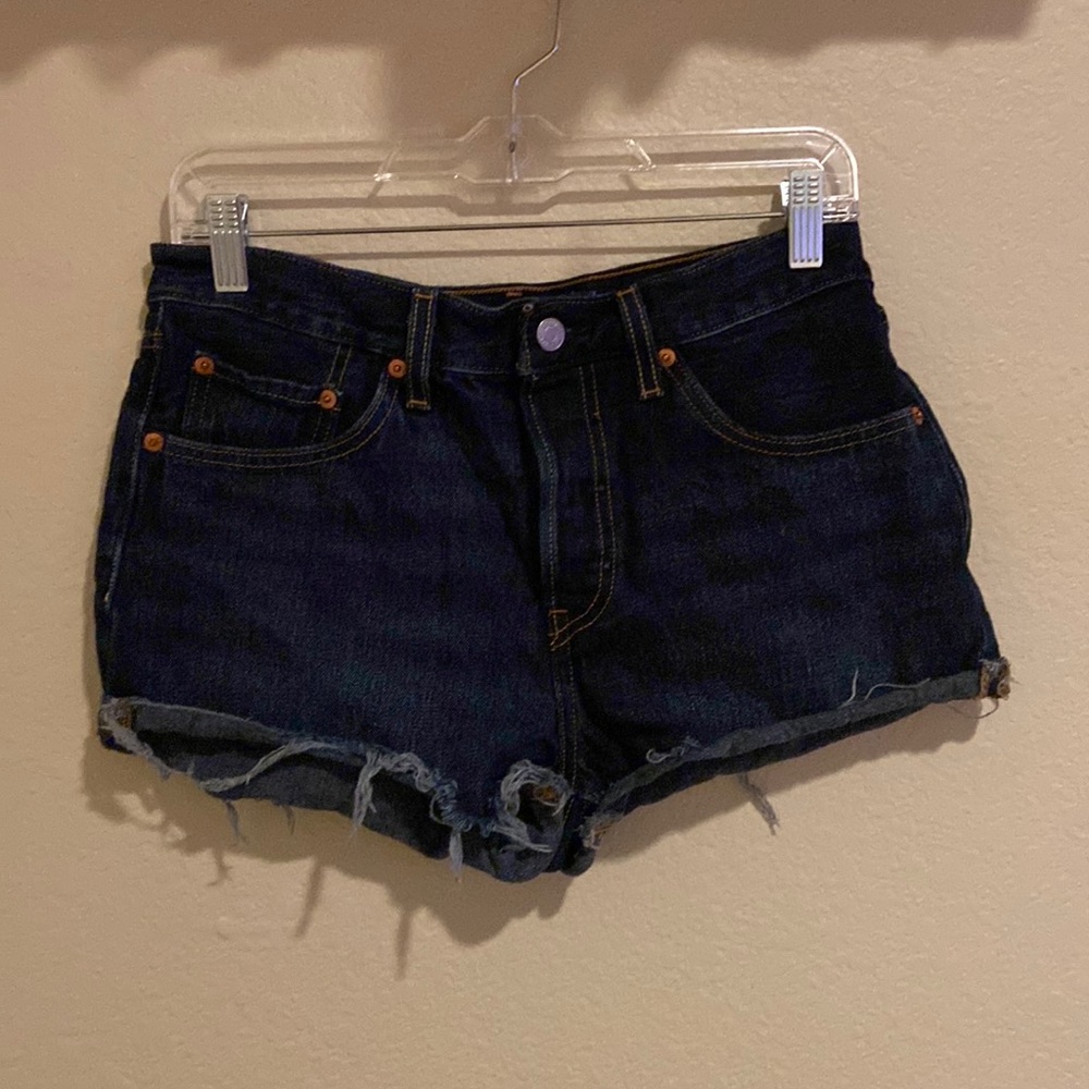 Size 27 Levi’s
